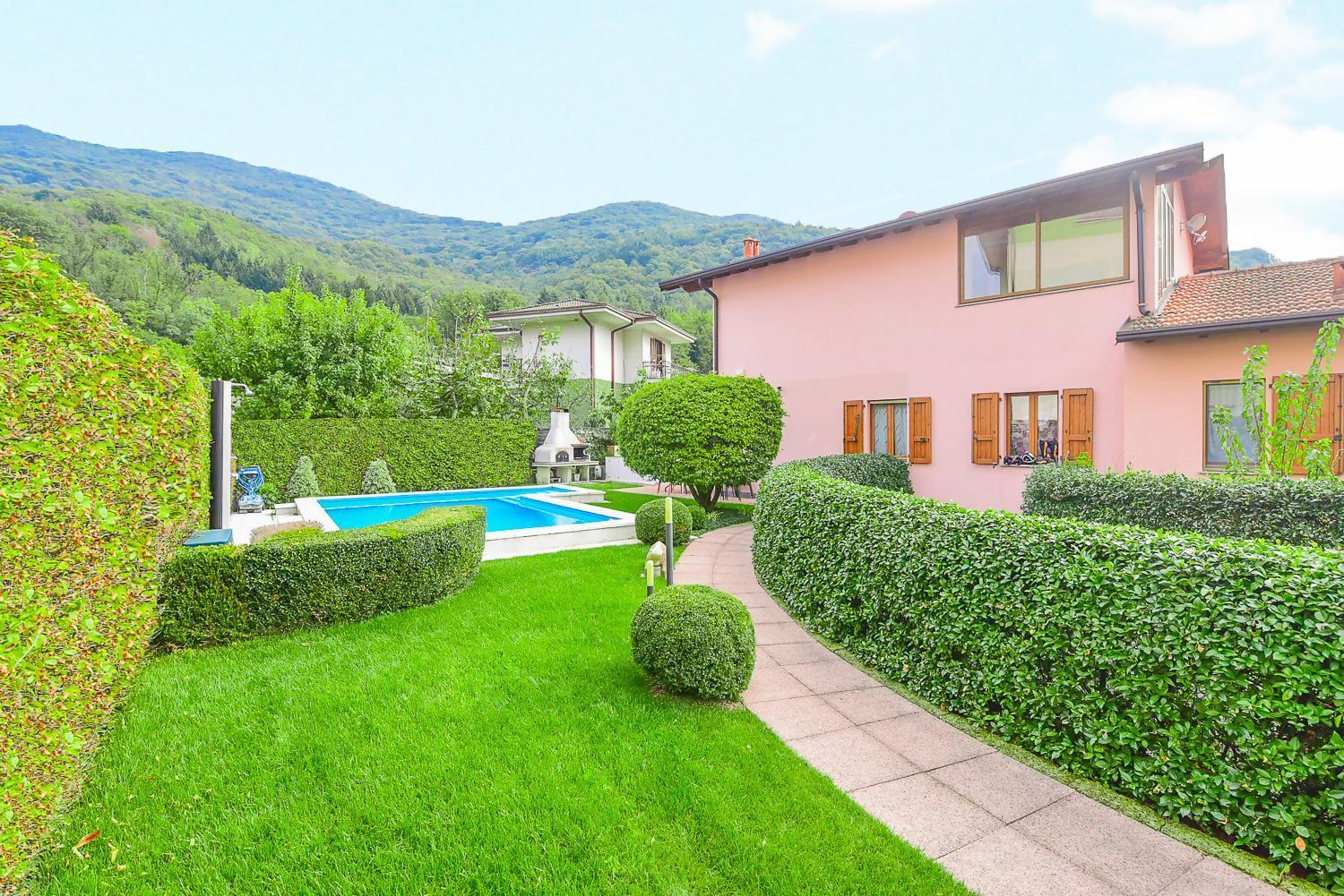 Jane E Jolie Holiday Home Private Swimming Pool Valbrona Esterno foto